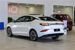 JAC J7